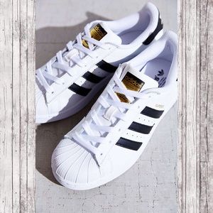 ⭐️adidas Originals Superstar Sneaker⭐️